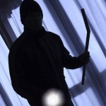 3 things you are doing wrong that are inviting burglars to your home